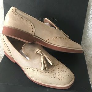Barney’s New York Tan Flats